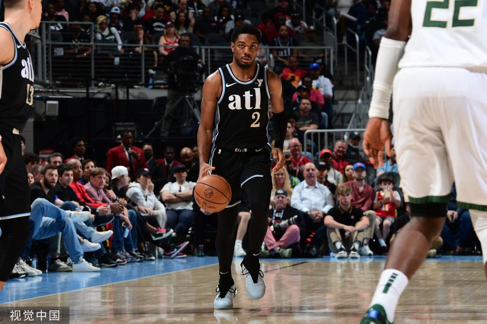 澳大利亚客战中国海报：杭州奥体中心、杭州世纪中心出镜.