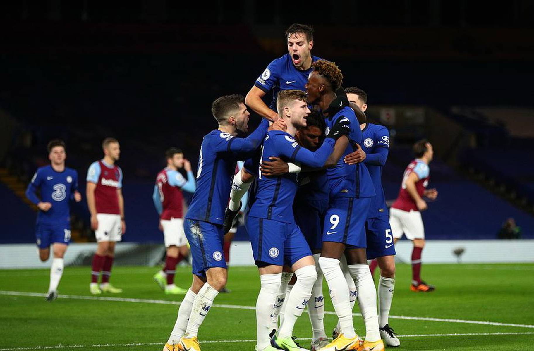 “五队争二”变“三队抢四 留给国容错率已越来越低.