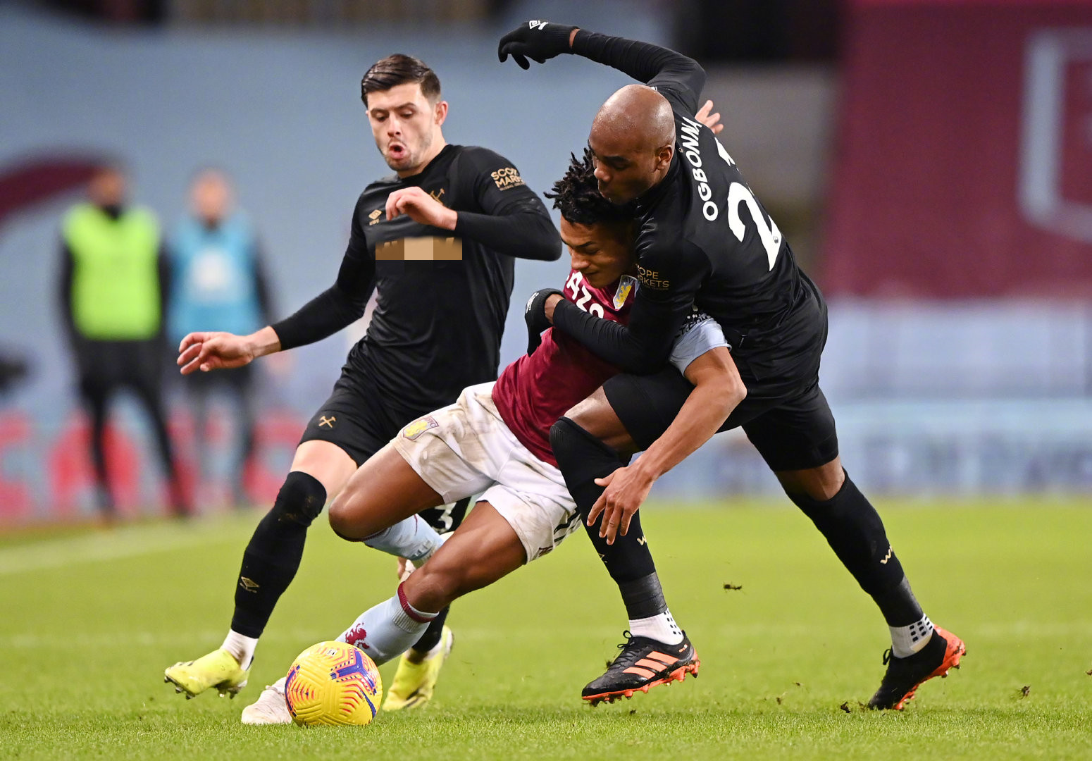 扩大至2比 扩大至2比