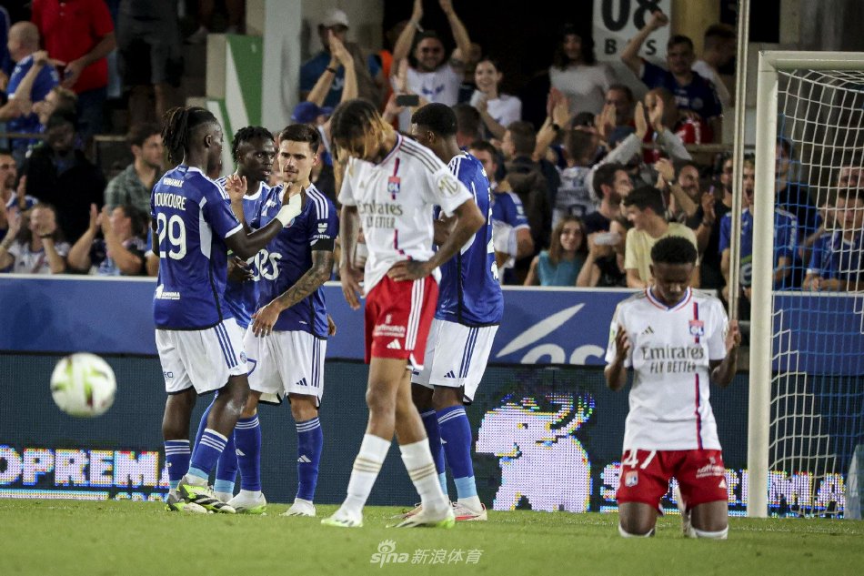 球决定自由 球决定自由