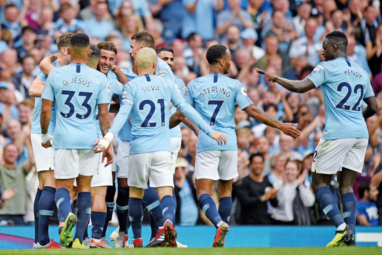 大家对她有 大家对她有